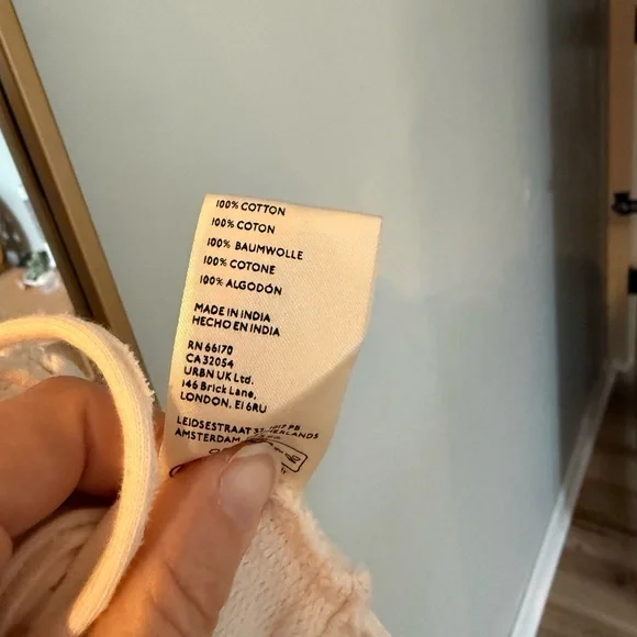 We The Free Beach Daze Pullover in M - Picture 13 of 13